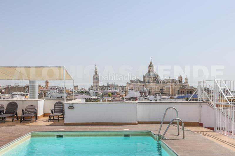 Foto 6bbdbc8e-e4f2-4abe-8bb3-9d621e99f394. Etagenwohnung mit heizung pool in Alfalfa - Santa Cruz Sevilla