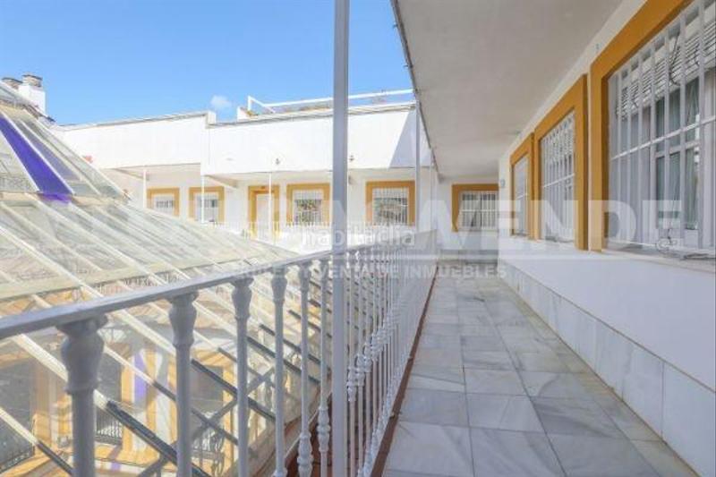 Foto 6e987f24-e35f-4ed8-8e7c-81da4a935e8f. Etagenwohnung mit heizung pool in Alfalfa - Santa Cruz Sevilla