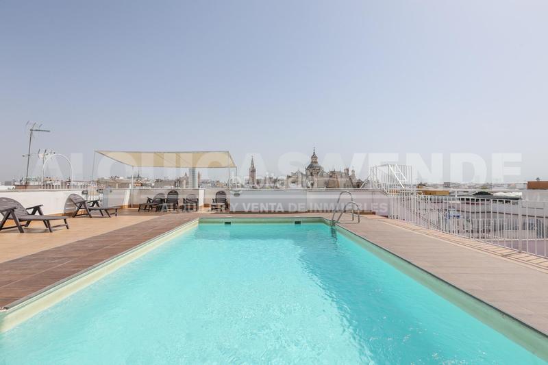 Foto 8703db75-f71c-41f9-bf74-1398c775364e. Etagenwohnung mit heizung pool in Alfalfa - Santa Cruz Sevilla