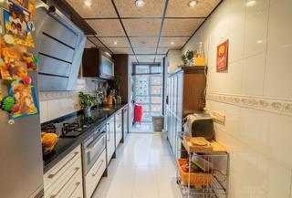 Piso en San Carlos - San José. Nervión santa justa. excelente vivienda familiar de 3 habitacion