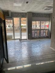 Local Comercial en Arenal - Museo