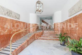 Appartement à Arenal - Museo. Centroplaza de armas. excelente vivienda de techos altos y exter