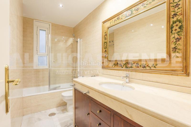 Foto a9d26400-0f61-448c-8b4c-80c449a585aa. Alquiler piso tomares. excelente vivienda en zona residencial con piscina y plaza de garaje. en Camas