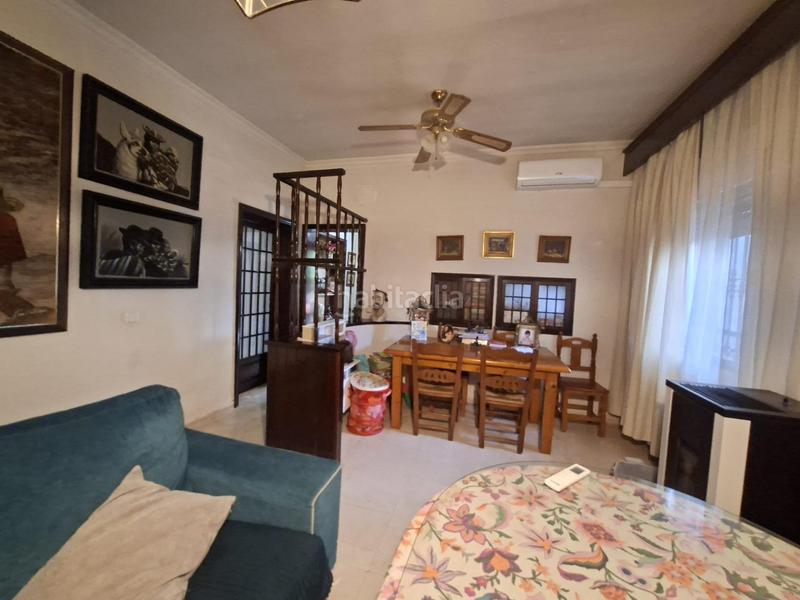 Foto f85950f6-8dc1-490b-b3bc-e69451443311. Chalet with heating parking pool in Colegio Europa Espartinas