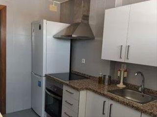 Miete Zweistöckige Wohnung in La Oliva. Zona sur. tiro de línea. excelente vivienda reformada y amueblad