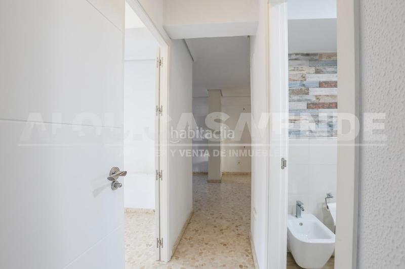 Foto 3975f56d-2b8e-4e00-8096-0e238bd4c52e. Appartement dans Triana Oeste Sevilla
