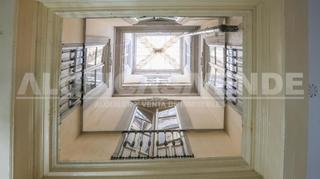 Chalet in Encarnación - Regina. Excelente casa señorial en pleno centro de sevilla.