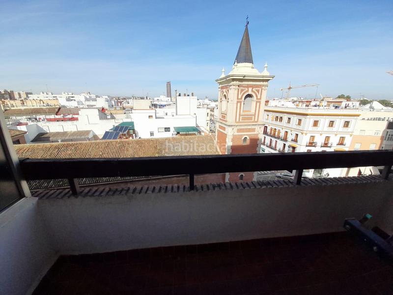 Foto ba24e68c-5098-4662-bef4-dce0f0c3fcfe. Rent flat in Triana Este Sevilla