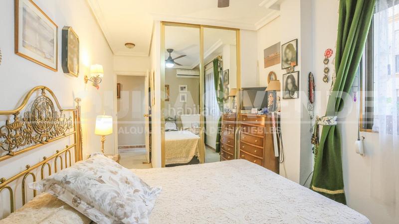 Foto b1bc263e-1ccf-44e6-8f78-6fb947ce02d3. Appartement avec parking dans San Lorenzo Sevilla