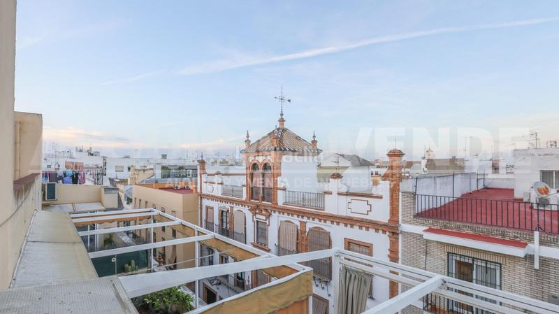 Foto e752c985-5a2f-48fd-9b22-b2b6203eec15. Pis amb aparcament a San Lorenzo Sevilla
