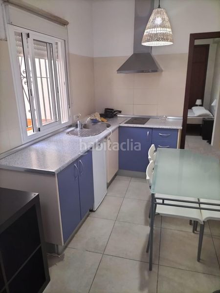 Alquiler Piso  en  Arenal - Museo. Persona sola y de paso. centro museo. excelente apartamento refo