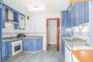 Appartement à Colores -  Entreparques. Precioso piso familiar en avenida de las ciencias con piscina y