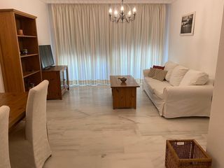 Rent Flat in Doctor Barraquer - G. Renfe - Policlínico. Macarena, junto al río. excelente vivienda amueblada y de calida