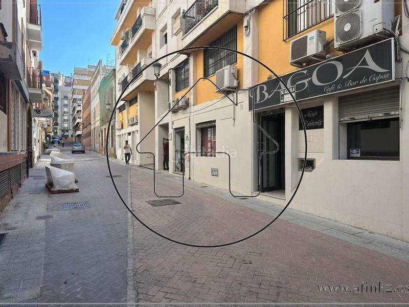 Foto 47a10062-c811-4992-8d32-96151dce3deb. Rent business premise in isaac peral in Centro Huelva