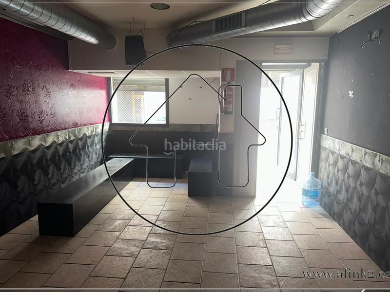 Foto a436c250-f922-4af9-982d-2556030e0ee4. Rent business premise in isaac peral in Centro Huelva