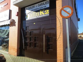 Miete Autoparkplatz in Lazareto. Plazas de garaje en alquiler  en centro comercial nuevo corrales