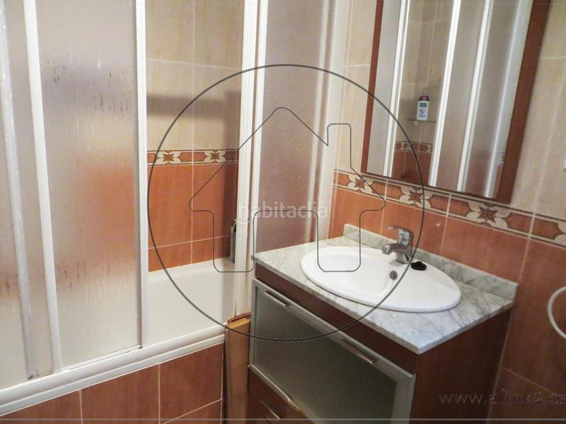 Foto 998fd6c0-2d6e-43f5-a344-c2b4072913e2. Piso en delfin amplio piso en venta en calle delfín en Punta Umbría