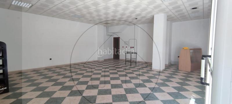 Foto e5ab06fa-6e87-4aa9-82fc-676a18bd5535. Location local commercial dans fermín requena dans Molino de la Vega Huelva