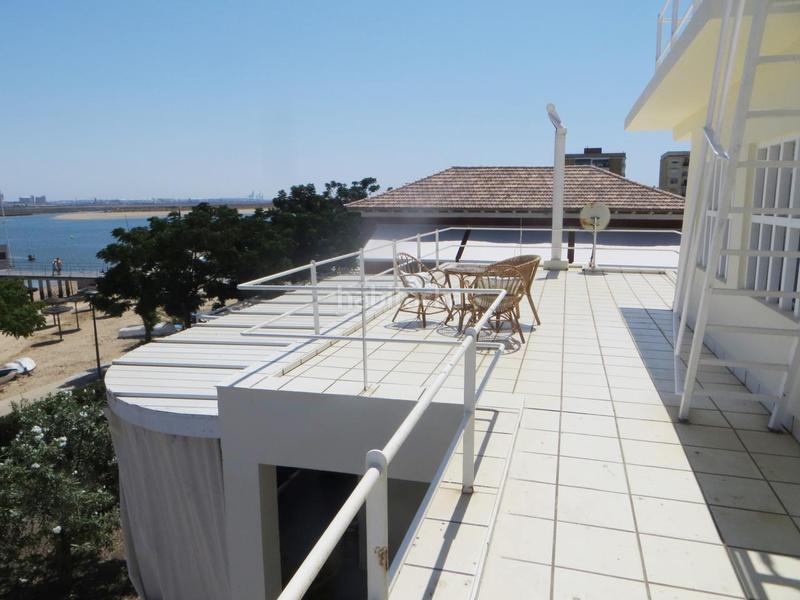 Foto 4bc63504-3a0f-428b-a36a-075aa3465515. Alquiler casa alquiler, exclusivo chalet en el paseo de la ría en Punta Umbría