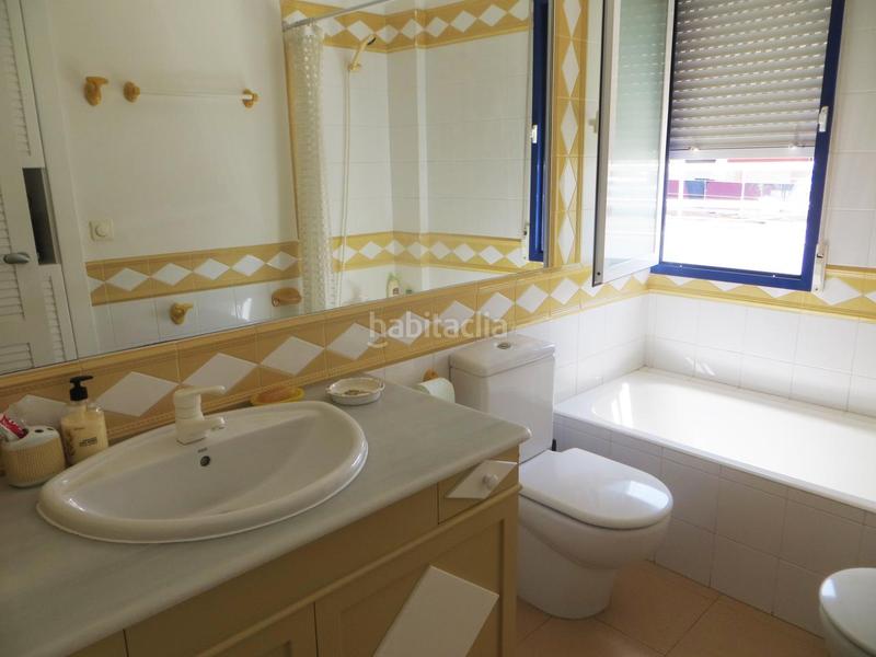 Foto 869393cf-4c08-4a7a-a2c0-cf9036d8a602. Alquiler casa alquiler, exclusivo chalet en el paseo de la ría en Punta Umbría