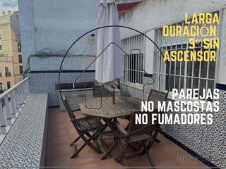 Miete Dachwohnung  José nogales. Alquiler de atico 3 sin ascensor zona centro