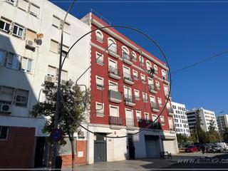 Pis a De cristóbal colón. Apartamento de 1 dormitorio zona de las colonias  situado en av