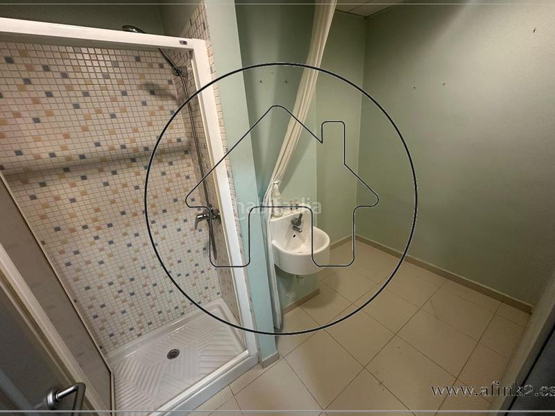 Foto 0139c70f-c7b5-4b4e-8fe7-106376c52eb1. Location local commercial dans la palma dans Centro Huelva