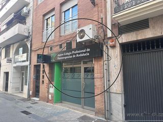 Miete Geschäftsraum in Alfonso xii. Alquiler de local en calle alfonso xii  100m2 a pie de calle