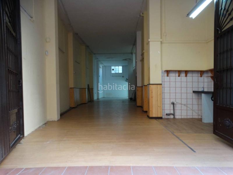 Foto b8bf3639-1426-4389-9089-99fde5a08641. Location local commercial dans Centro Huelva