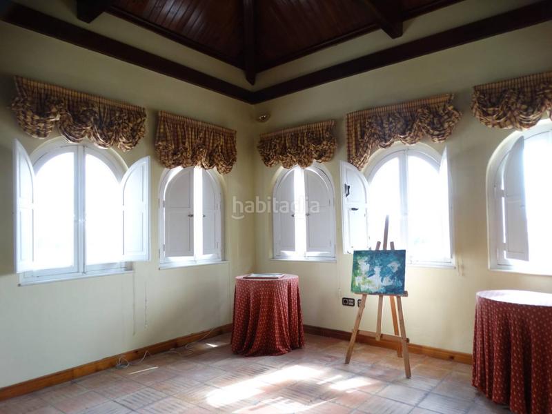 Foto 63b80b46-a71a-4811-9852-31e836853811. Chalet mit heizung parking in El Conquero Huelva