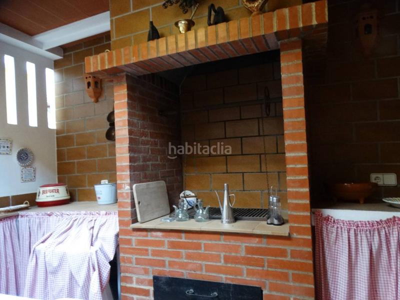 Foto e2b00aa2-220e-415a-b0b3-0c19ec776fc9. Chalet mit heizung parking in El Conquero Huelva