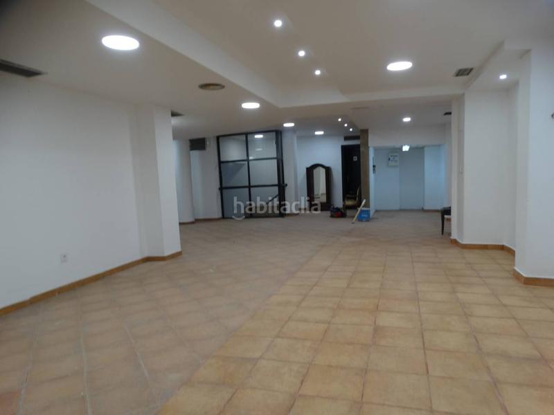 Foto bde4ce6a-2ce3-4b95-98c0-4b58b3b3e056. Affitto locale commerciale in Centro Huelva