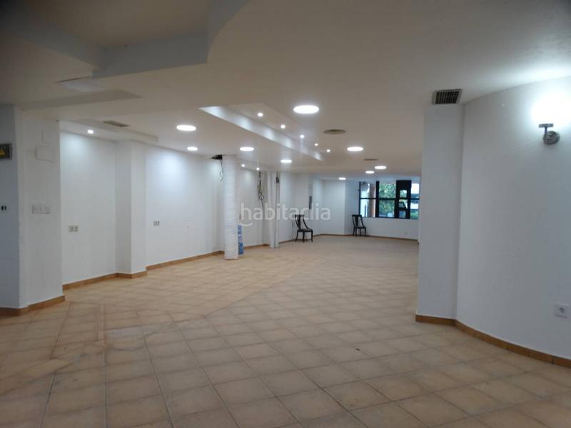 Foto 6e157a21-47e3-4316-90f8-e95b458f76f1. Alquiler local comercial amplio local con inmejorable ubicación en Huelva