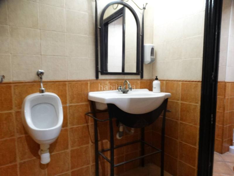 Foto 0c5f517d-6488-4ec9-a386-6105c0fc93b5. Location local commercial dans Centro Huelva