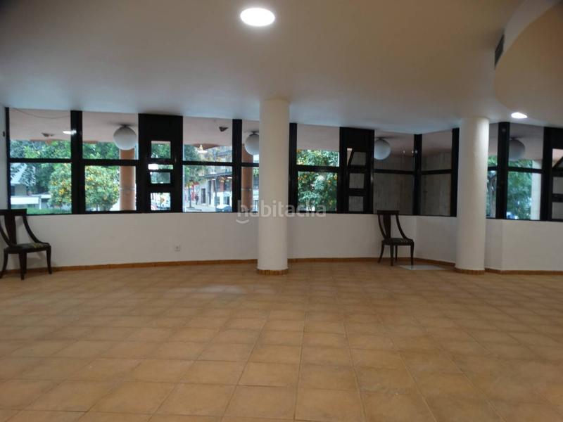 Foto 0ecf1aa6-bbda-41db-b1ea-064903522540. Location local commercial dans Centro Huelva
