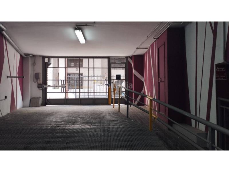 Foto 1ccce3b9-2306-4ad0-a9a5-e225dbdc677c. Rent car parking in Centro Huelva