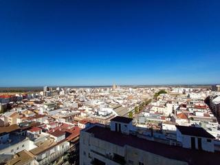 Location Appartement  Padre marchena. Preciosa vivienda en pleno centro con garaje incluido