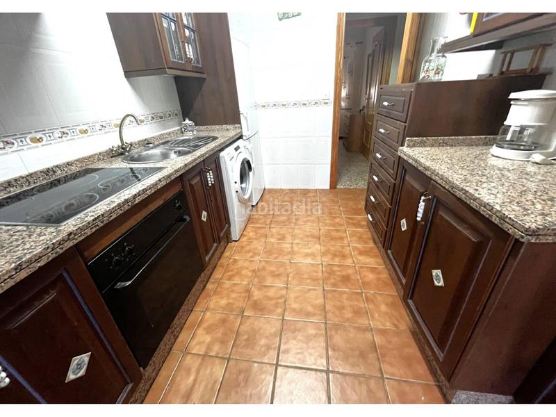 Foto a05564a0-bd67-4aa0-9a9d-eeeb77427a3d. Mas avec parking dans Valverde del Camino
