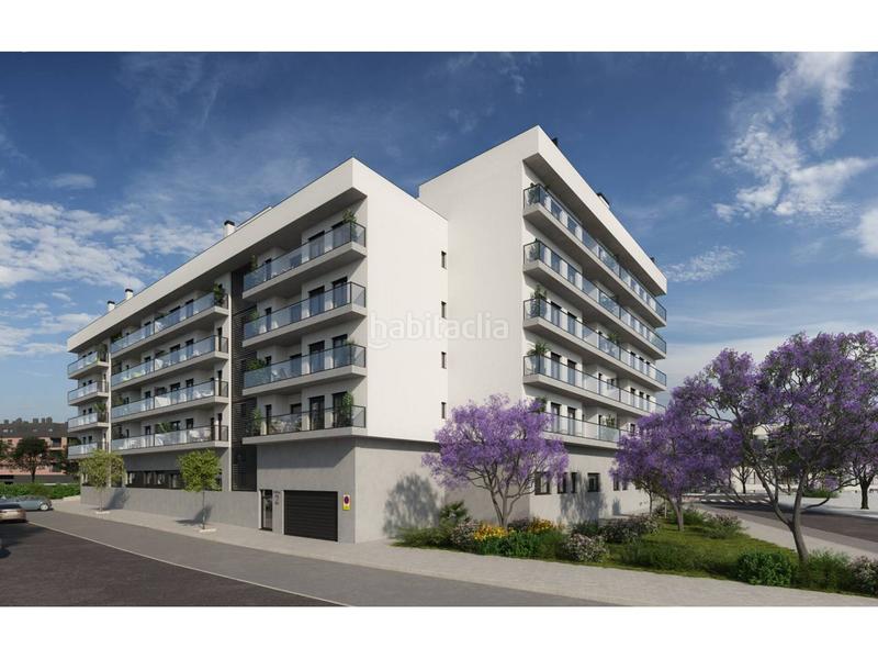 Foto 274c00f6-a006-4cad-bbcd-2827d40319b6. Piso bajo con amplio patio, piscina, garaje y trastero en Huelva