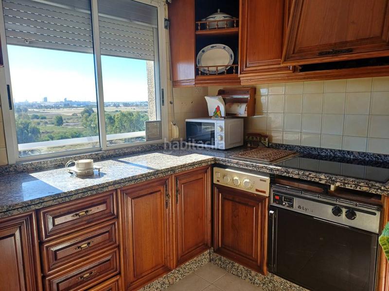 Foto 09d99f01-fa15-4b7b-9c69-35289839e776. Attico con riscaldamento parcheggio in Centro Huelva