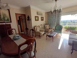 Ático en Centro. Vivienda completamente exterior, con vistas despejadas