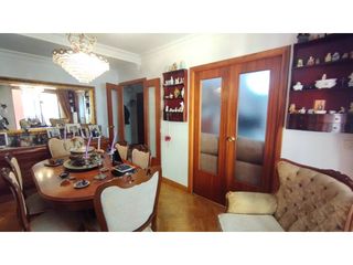 Dúplex  Avenida josé fariñas. Amplio duplex en el corazón de isla chica