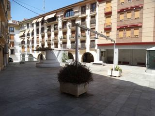 Etagenwohnung  Avenida pablo rada. Piso exterior centrico con trastero en calle pablo rada