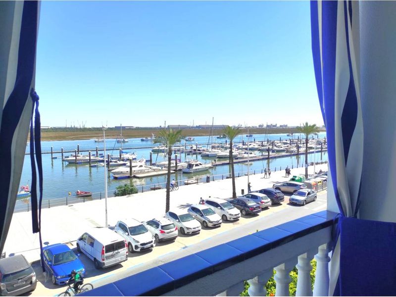 Foto c412aebe-5e14-4328-8980-e66e6d4d73cf. Apartament amb aparcament a Punta Umbría