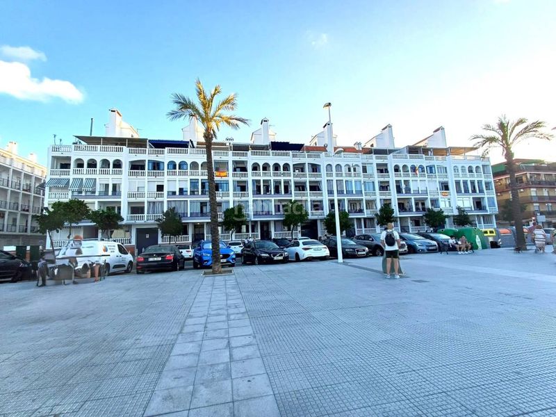 Foto c4f7296f-c881-4935-95c2-df0e238607d4. Apartament amb aparcament a Punta Umbría