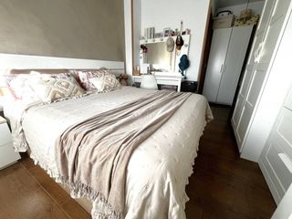Appartement à Plaza castaño del robledo 6. Zona avenida de andalucía con garaje y trastero incluido