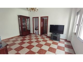 Appartement  Avenida federico molina. Excelente ubicacion, en muy buen estado y con trastero