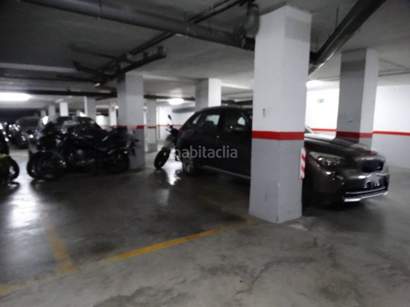 Foto 14622b2f-95f0-48be-8caf-79d0f4e3fa77. Aparcament cotxe a Nuevo Parque - Los Rosales - Tráfico Pesado Huelva