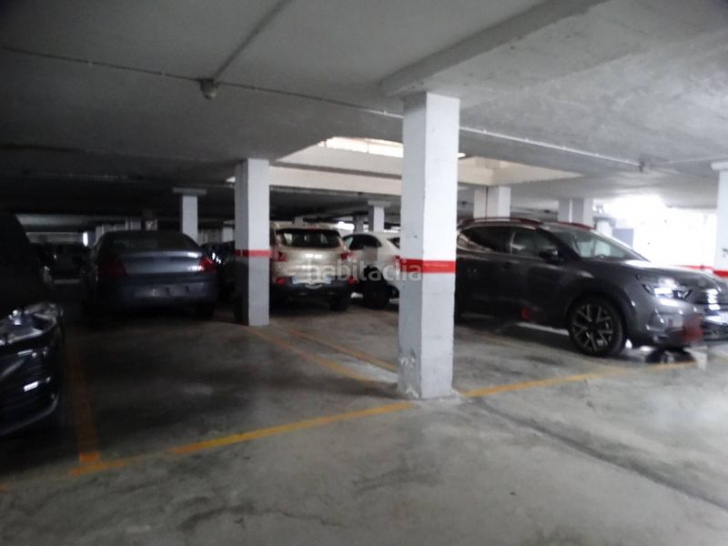 Foto 3123c63a-c53d-40d8-863c-9972cb63bc69. Aparcament cotxe a Nuevo Parque - Los Rosales - Tráfico Pesado Huelva