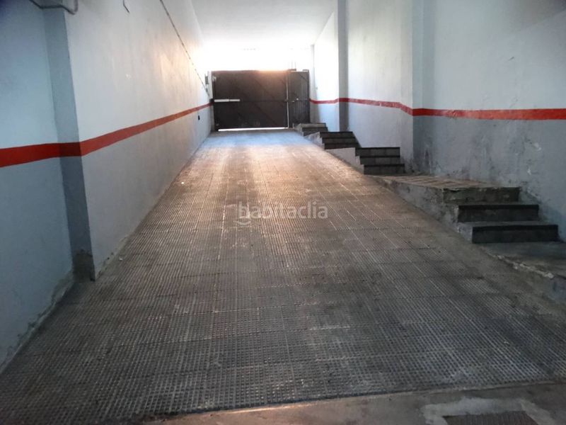 Foto 93a838c6-95a3-4c44-b586-38b9eaf97135. Aparcament cotxe a Nuevo Parque - Los Rosales - Tráfico Pesado Huelva